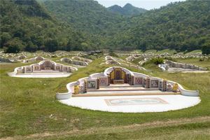 夢見剛埋的新墳