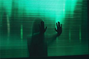 夢見鬼纏身甩不掉