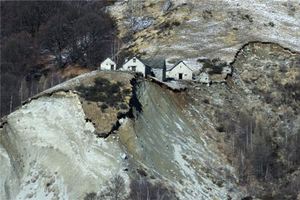 夢見山倒塌是什麼意思