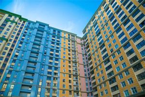 夢見抬頭看高樓