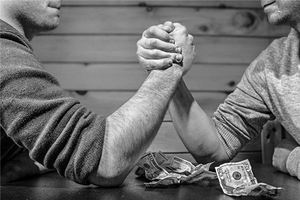 夢見別人搶我錢